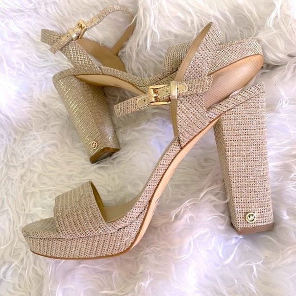 Michael Kors Pale Gold Metallic Shimmer Ankle Strap Block Heeled Sandals Pumps - Picture 14 of 16